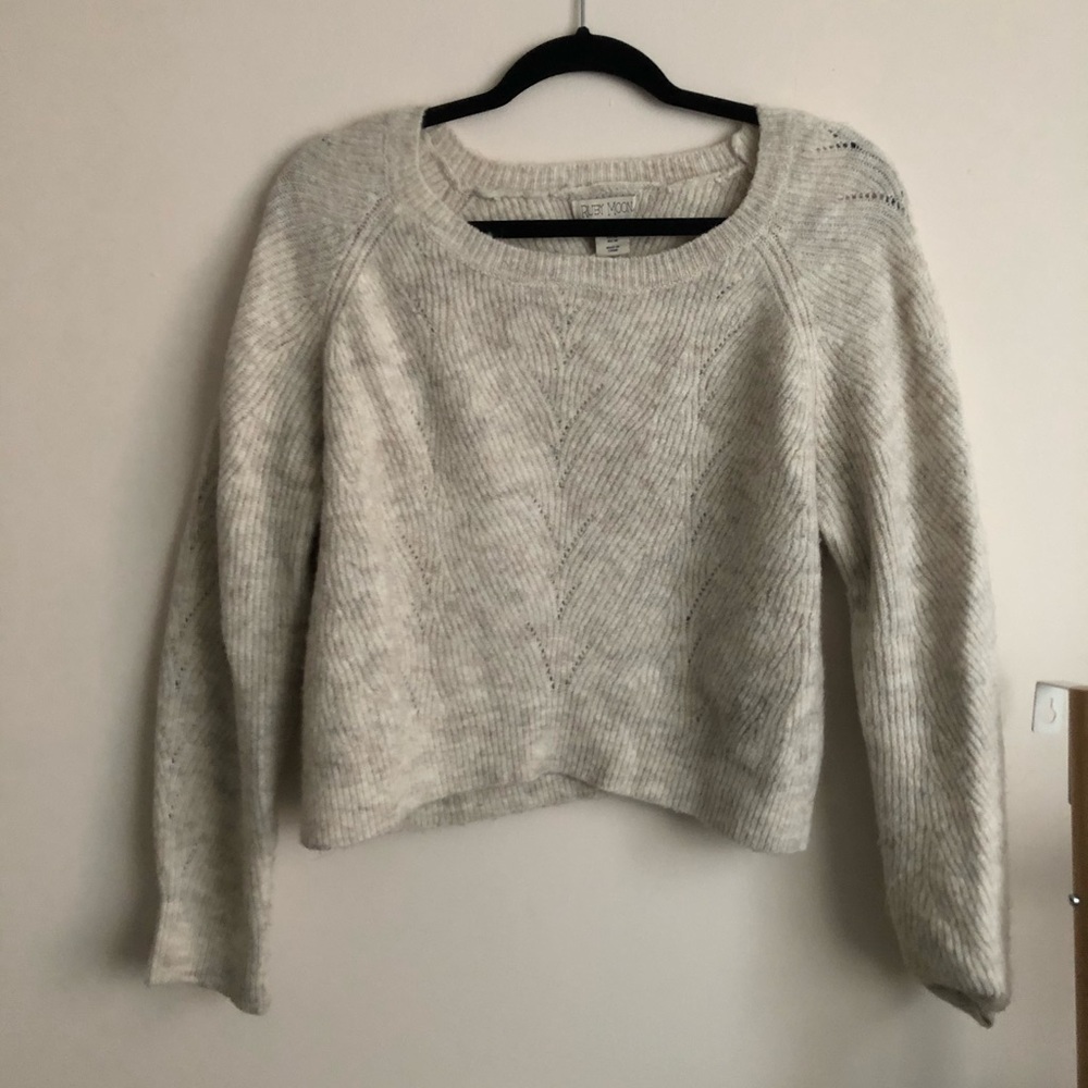 crewneck blend sweater